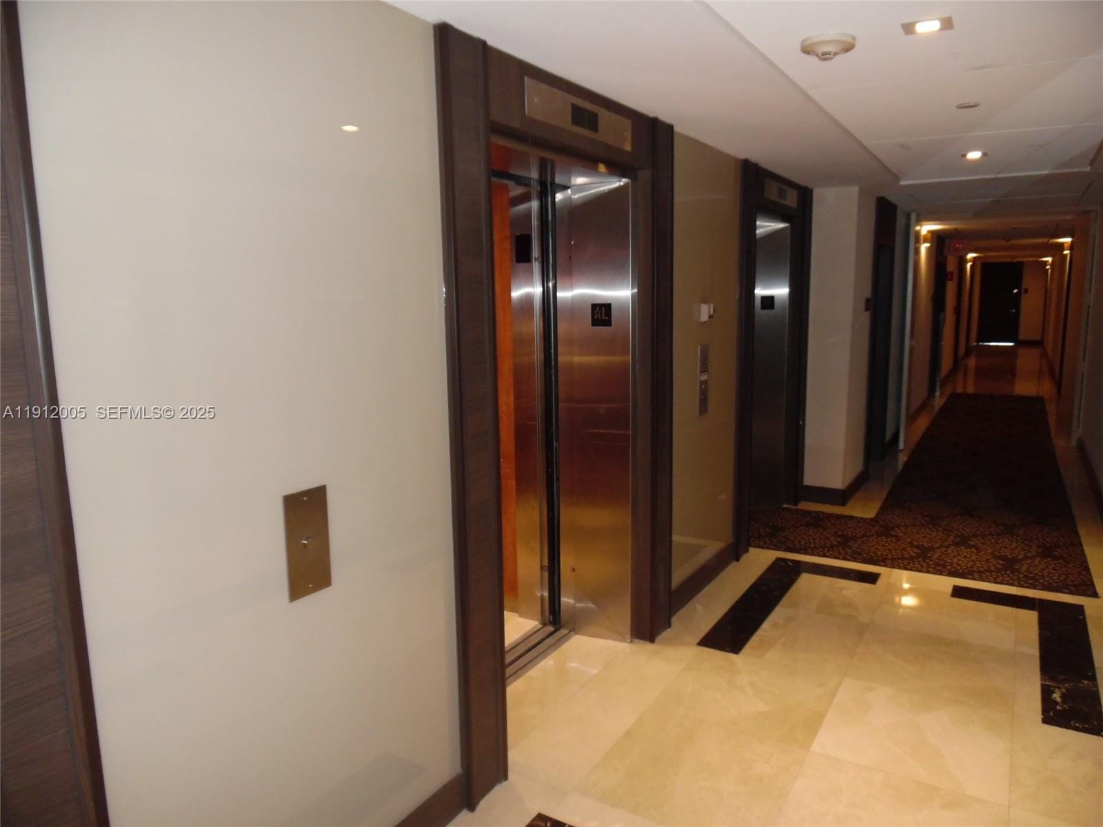 20515 E Country Club Drive 2047, Aventura, FL 33180 photo 19