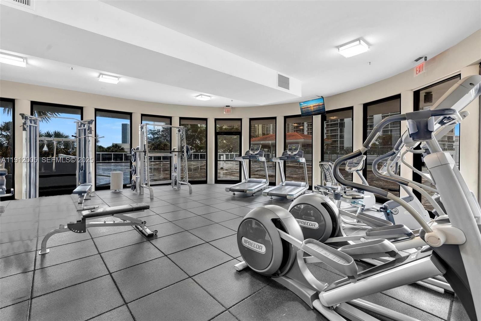 20515 E Country Club Drive 2047, Aventura, FL 33180 photo 26