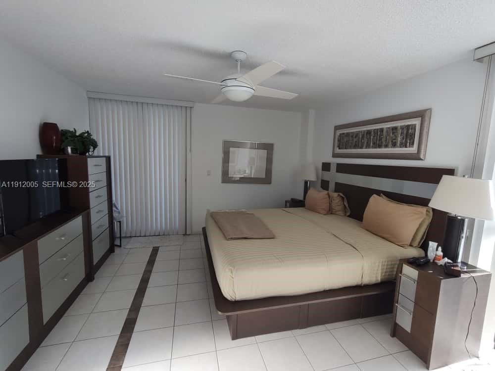20515 E Country Club Drive 2047 — photo 9