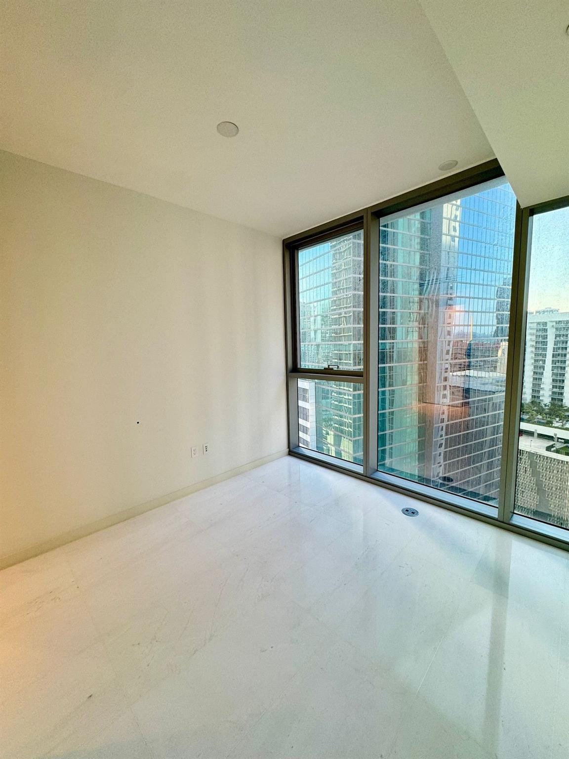 300 Biscayne Blvd Way 2508, Miami, FL 33131 photo 21