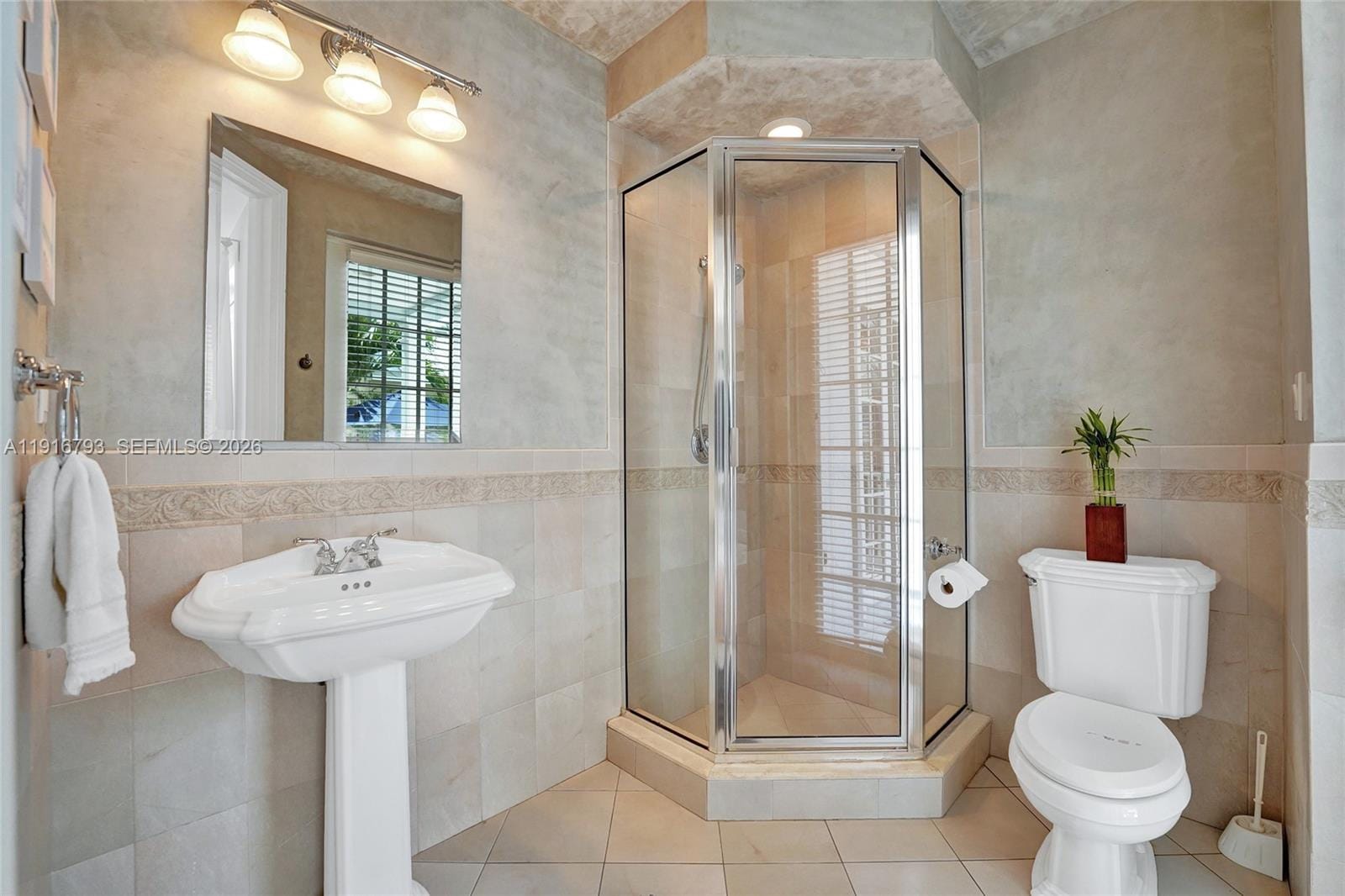 919 Adams Street, Hollywood, FL 33019 photo 26