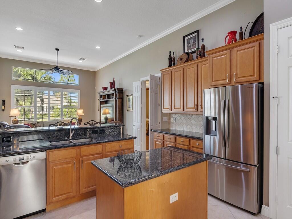 9314 Briarcliff Trace, Port St. Lucie, FL 34986 photo 13