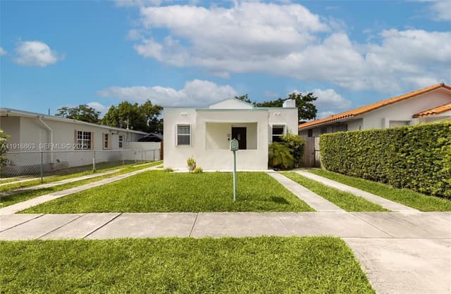 3422 SW 25th Street, sold in Silver Bluff Homesites, Miami, FL