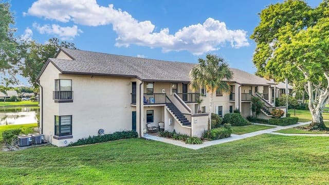8447 Boca Glades Boulevard 117, sold in Boca Glades, Boca Raton, FL