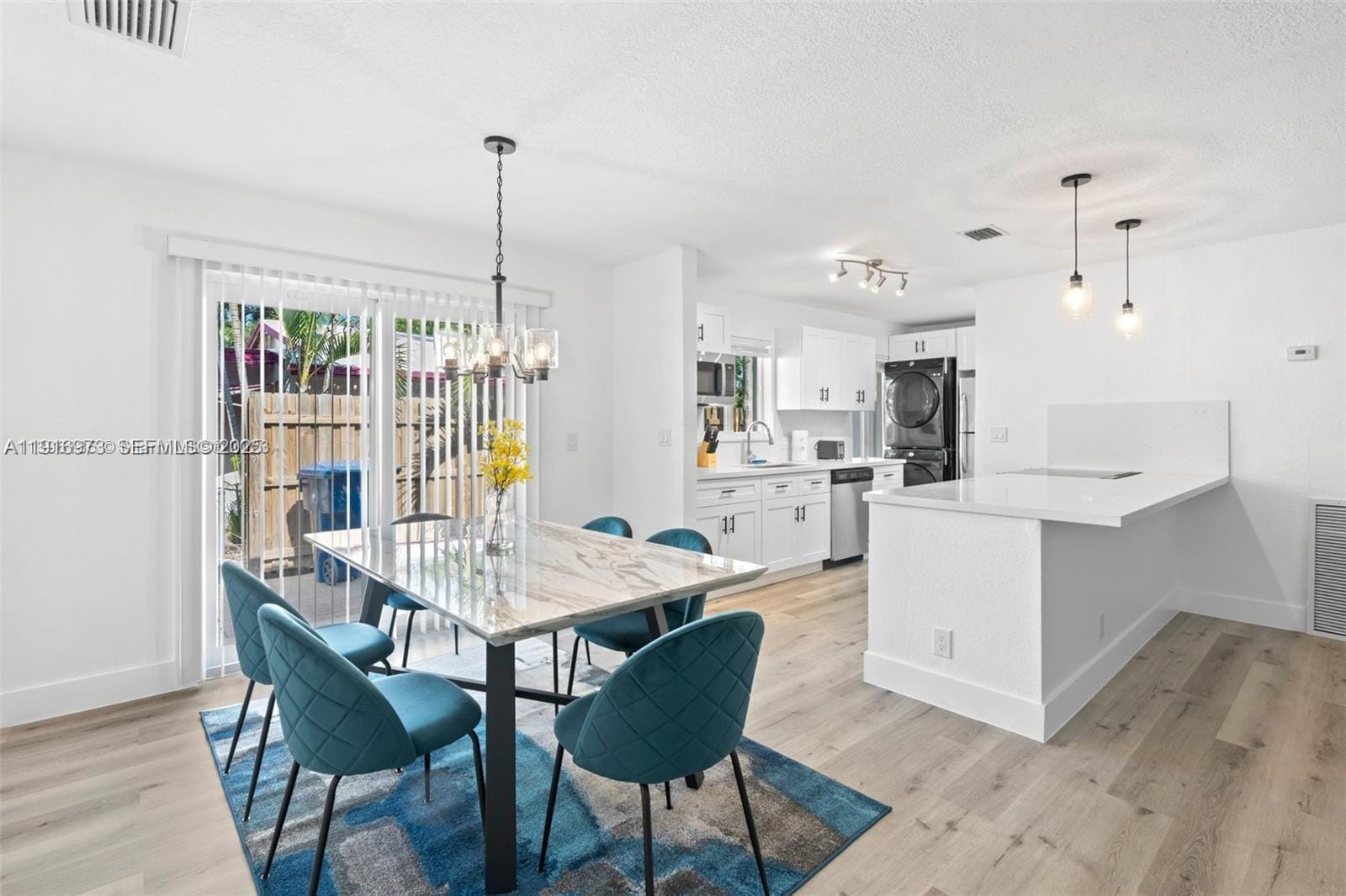 1408 NE 24th Street — photo 3
