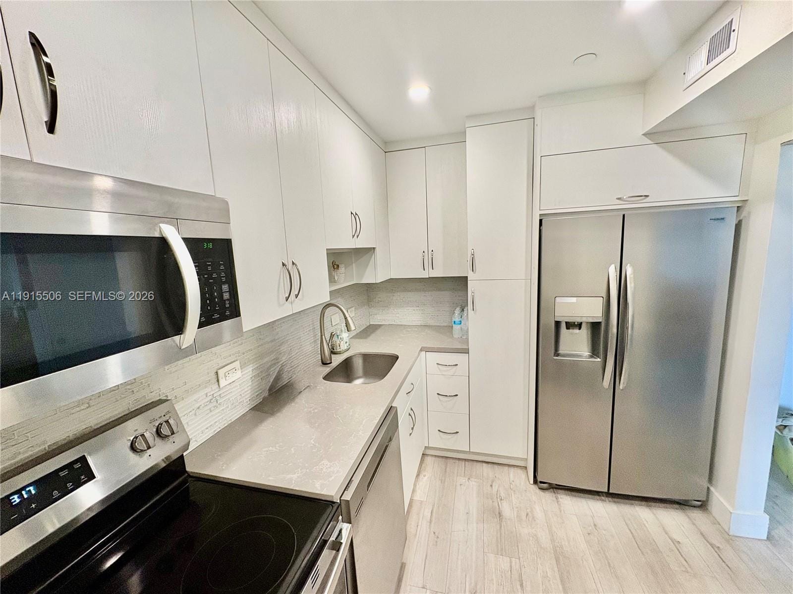 20515 E Country Club Drive 147, Aventura, FL 33180 photo 15