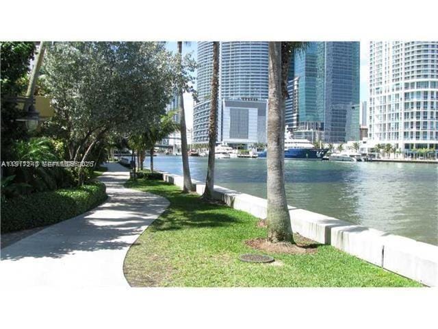 801 Brickell Key Boulevard 3211, Miami, FL 33131 photo 13