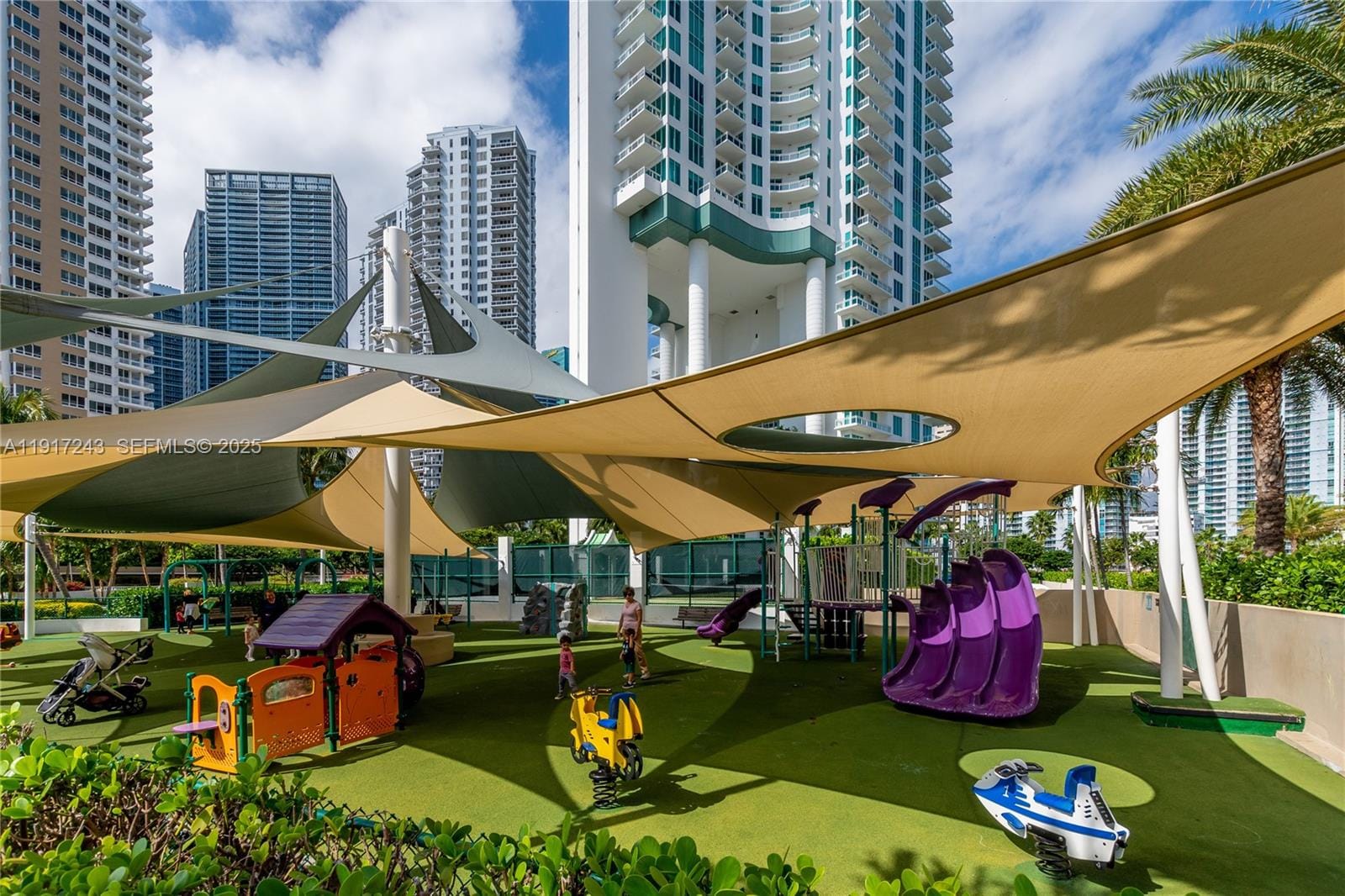 801 Brickell Key Boulevard 3211, Miami, FL 33131 photo 17