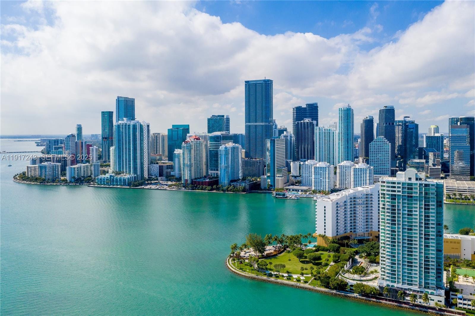 801 Brickell Key Boulevard 3211, Miami, FL 33131 photo 19
