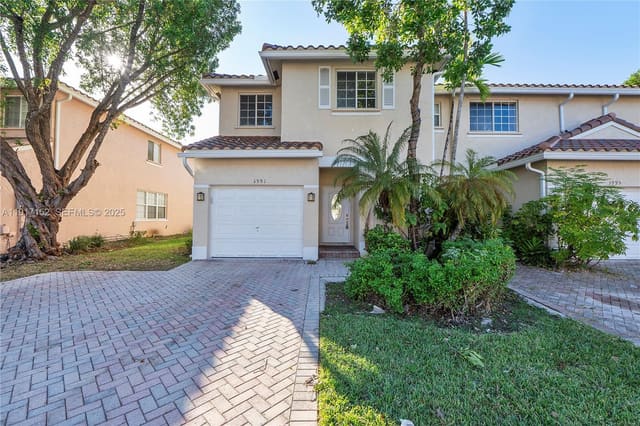 3991 NW 92 Avenue, sold in Southwind Cove, Sunrise, FL