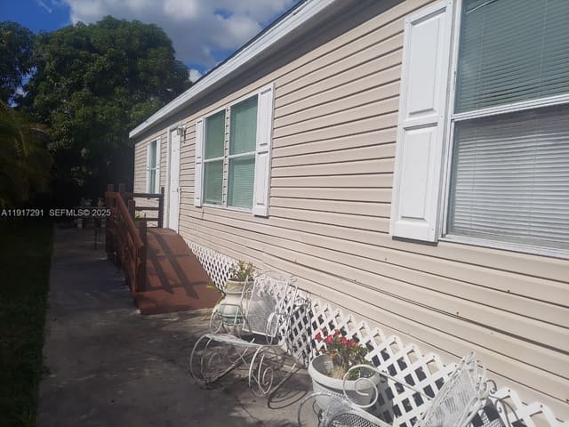 19800 SW 180 Avenue 595, sold in Americana Village Condo, Miami, FL