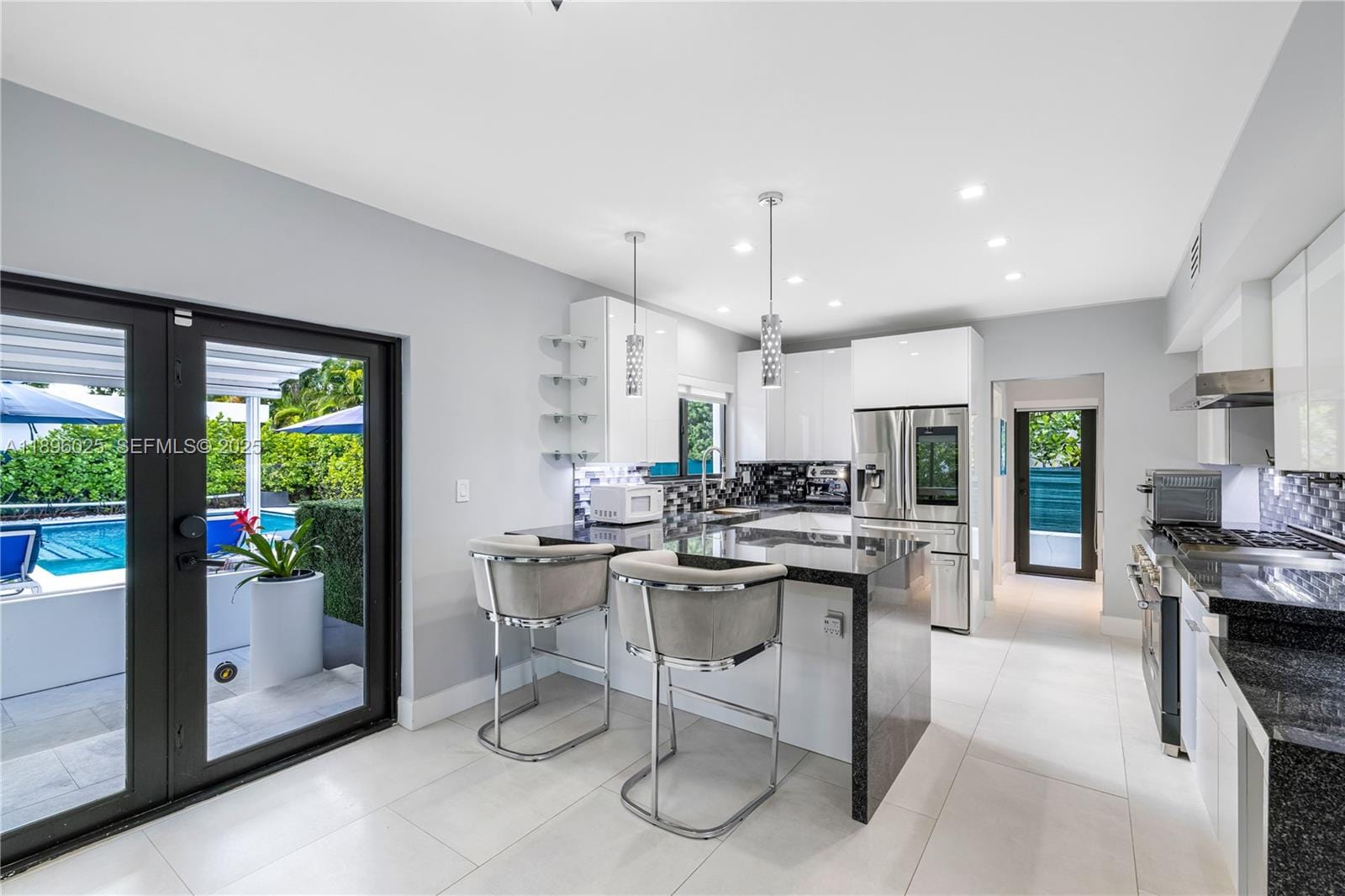 6166 Pine Tree Drive, Miami Beach, FL 33140 photo 28