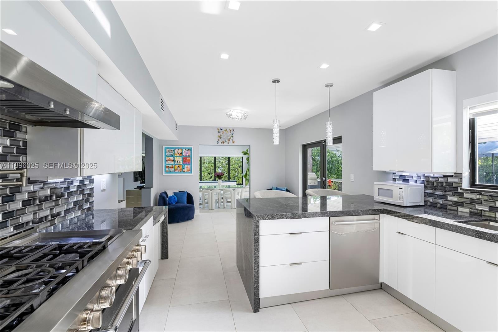 6166 Pine Tree Drive, Miami Beach, FL 33140 photo 30