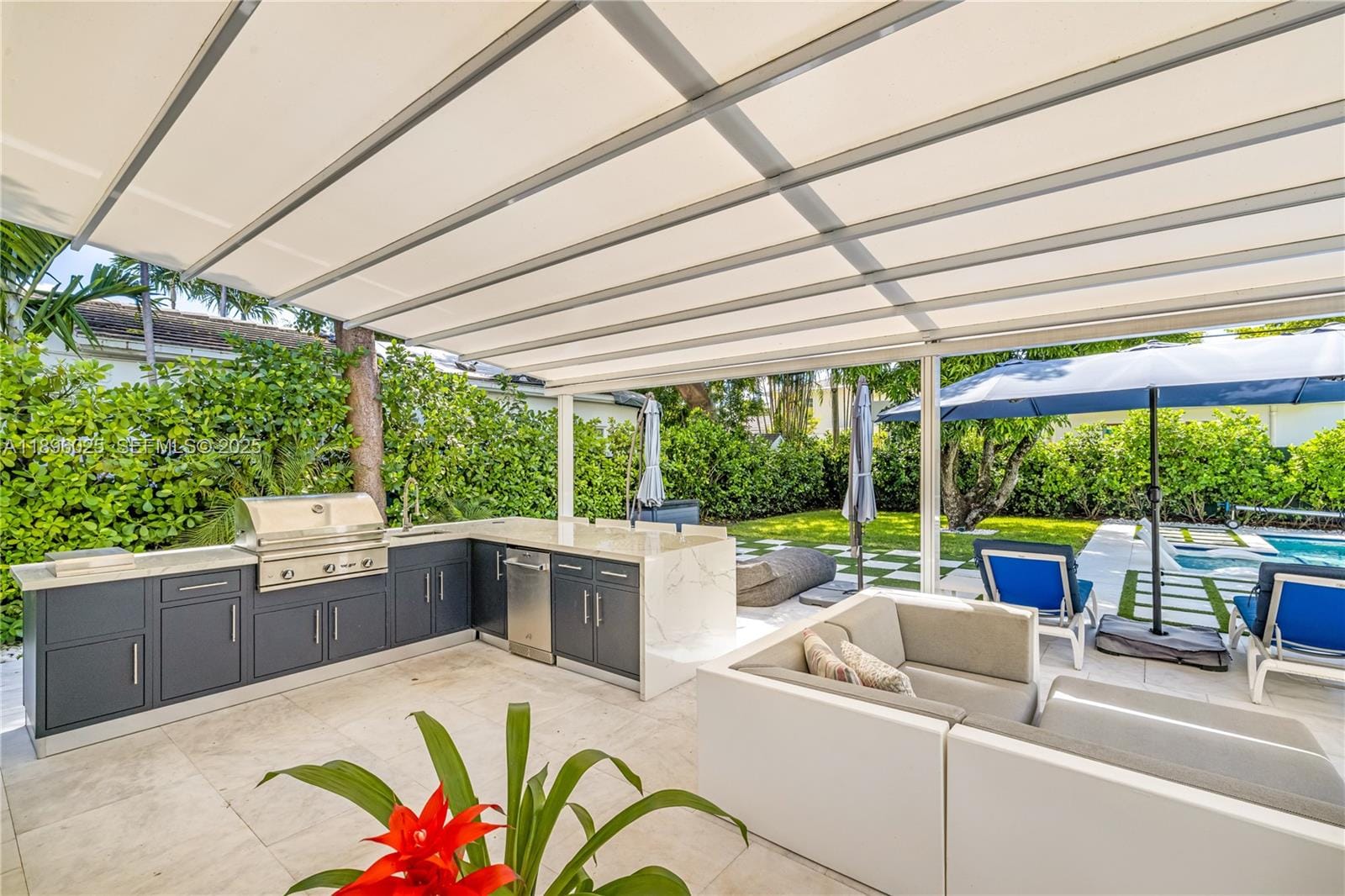 6166 Pine Tree Drive, Miami Beach, FL 33140 photo 10