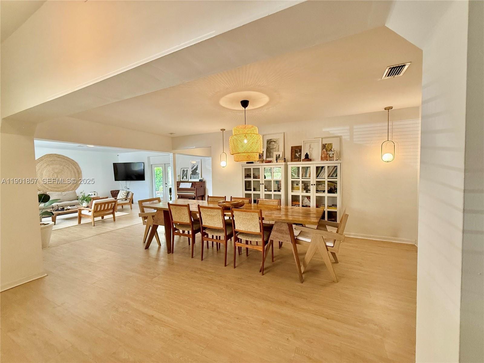 125 NE 150th Street, Miami, FL 33161 photo 12