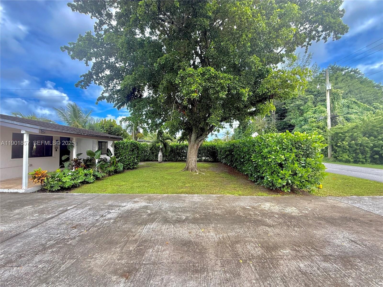 125 NE 150th Street, Miami, FL 33161 photo 4