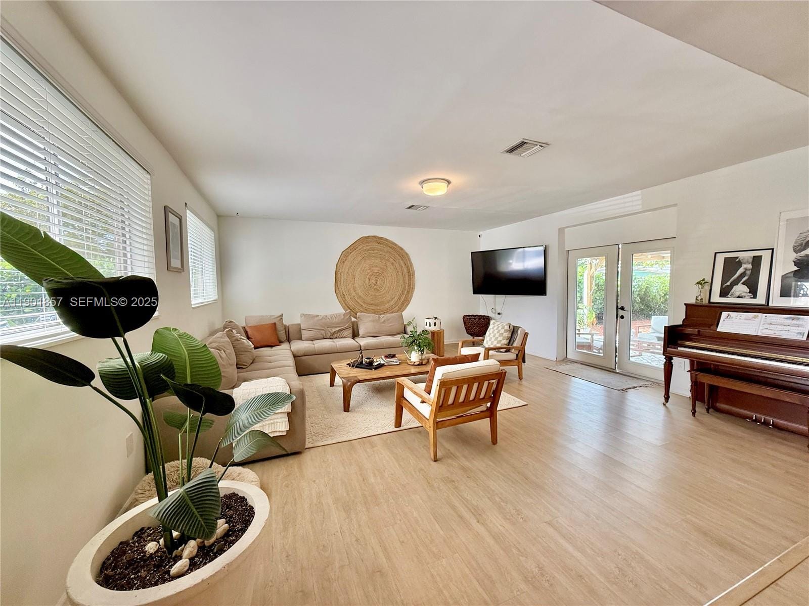 125 NE 150th Street, Miami, FL 33161 photo 10