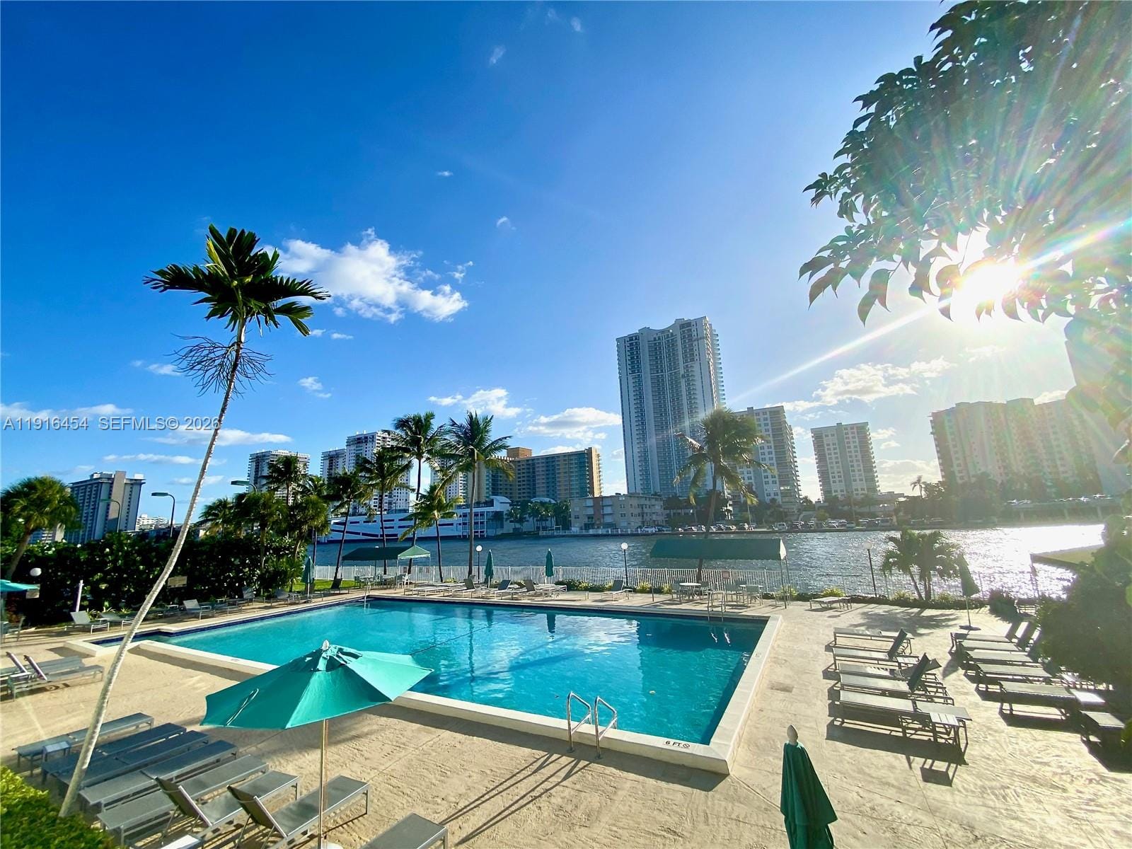 1000 Parkview Drive 518, Hallandale Beach, FL 33009 photo 28