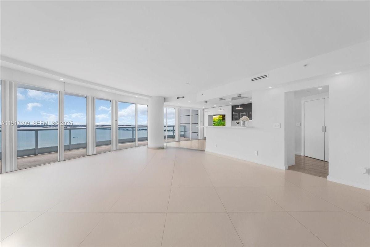 2127 Brickell Avenue 1701, Miami, FL 33129 photo 1