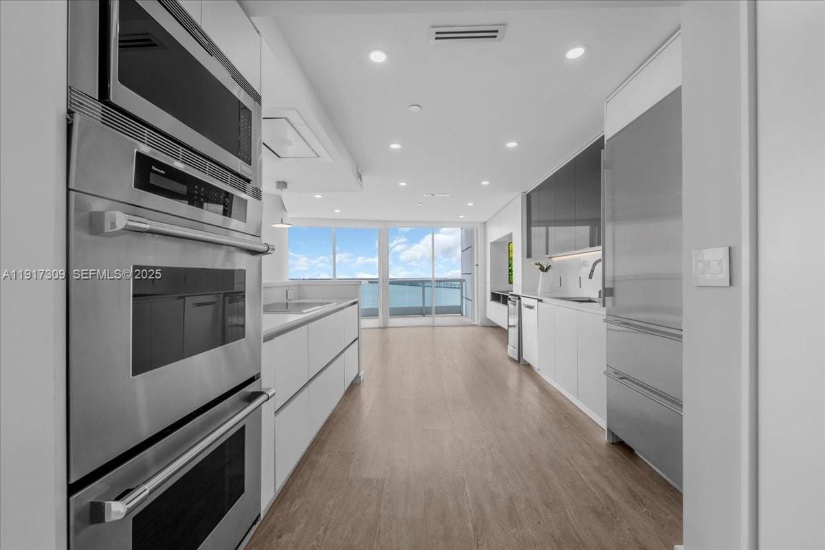 2127 Brickell Avenue 1701, Miami, FL 33129 photo 10