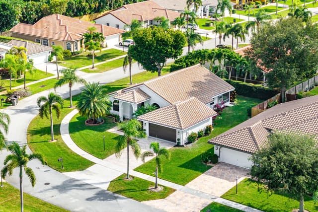 5723 Aspen Ridge Circle, sold in Aspen Ridge, Delray Beach, FL