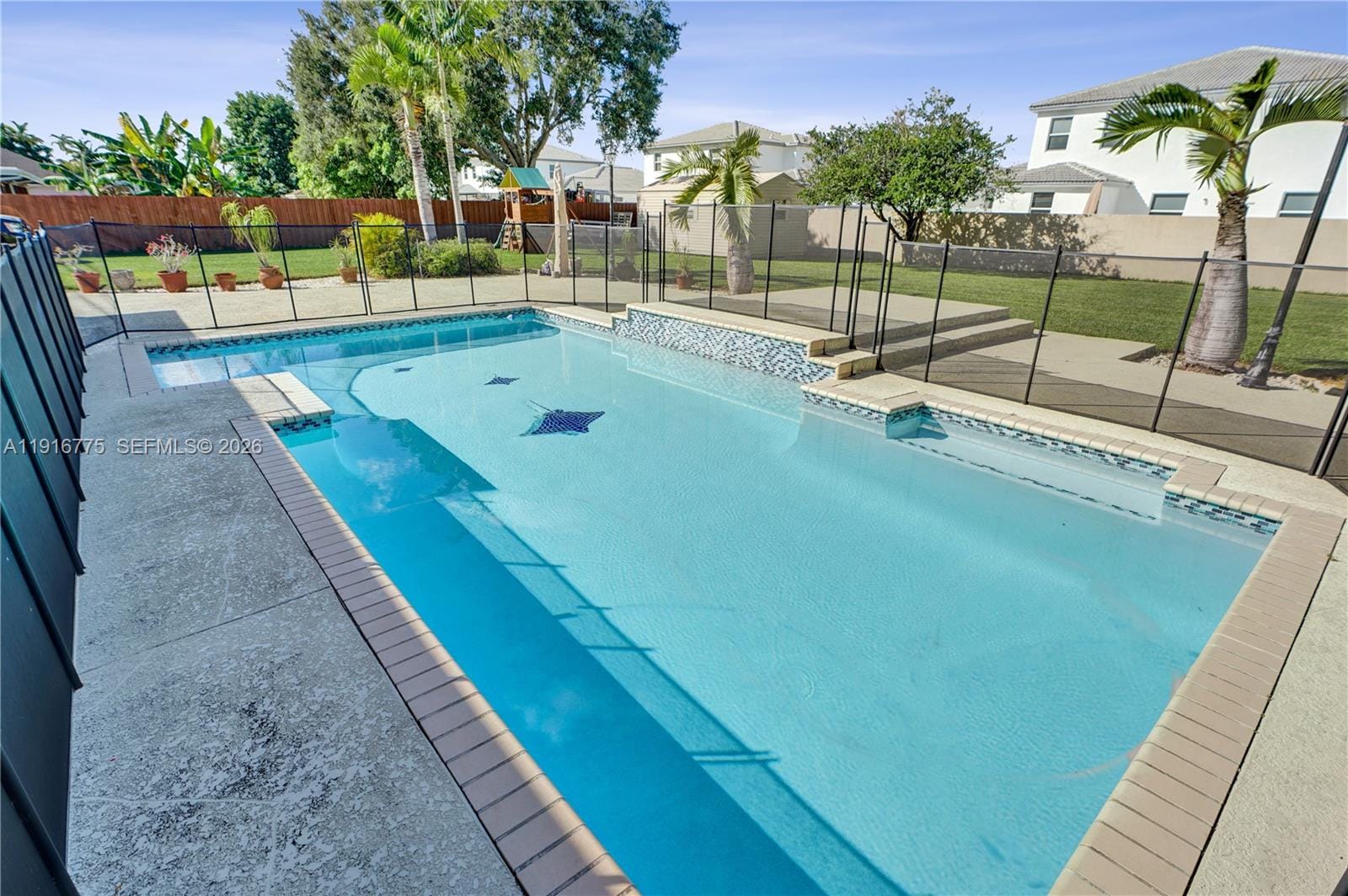 4 bedroom home for sale at 14833 164th, Miami, FL 33187 — $934,900