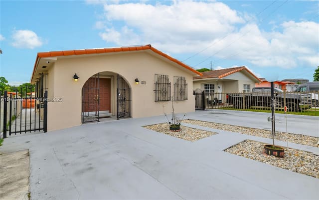 260 NW 60th Court, sold in West Flagler Pk Sec B, Miami, FL