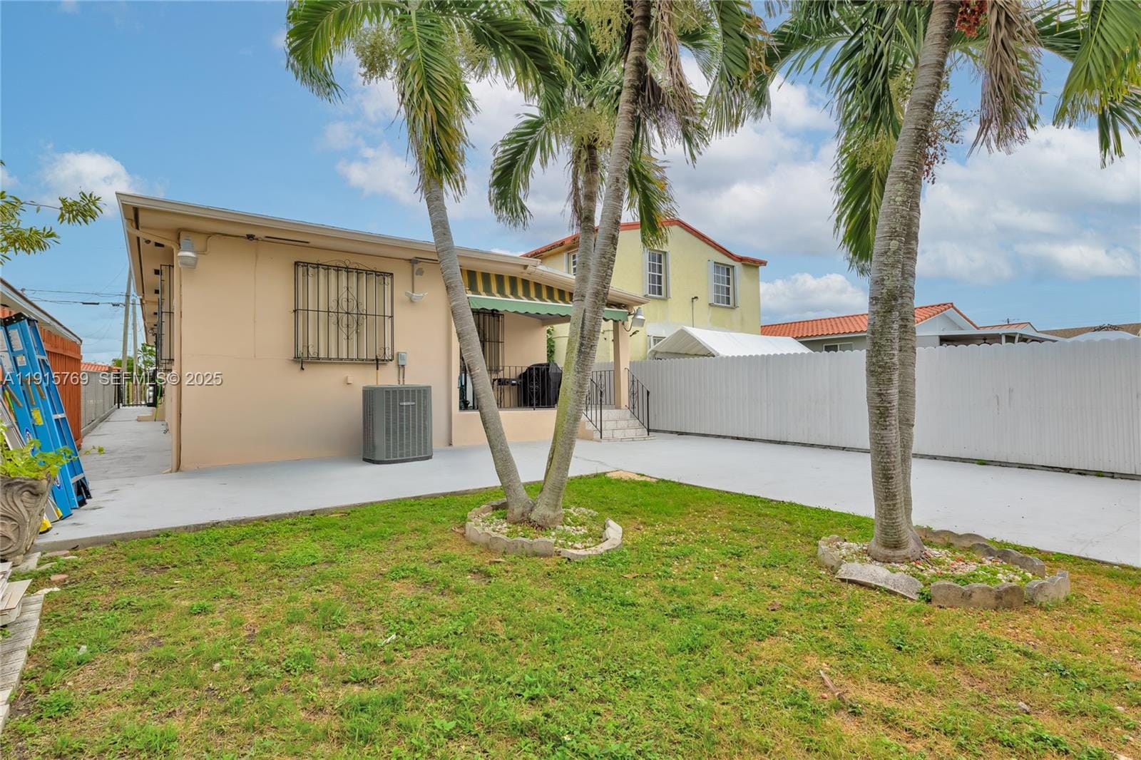 260 NW 60th Court, Miami, FL 33126 photo 11