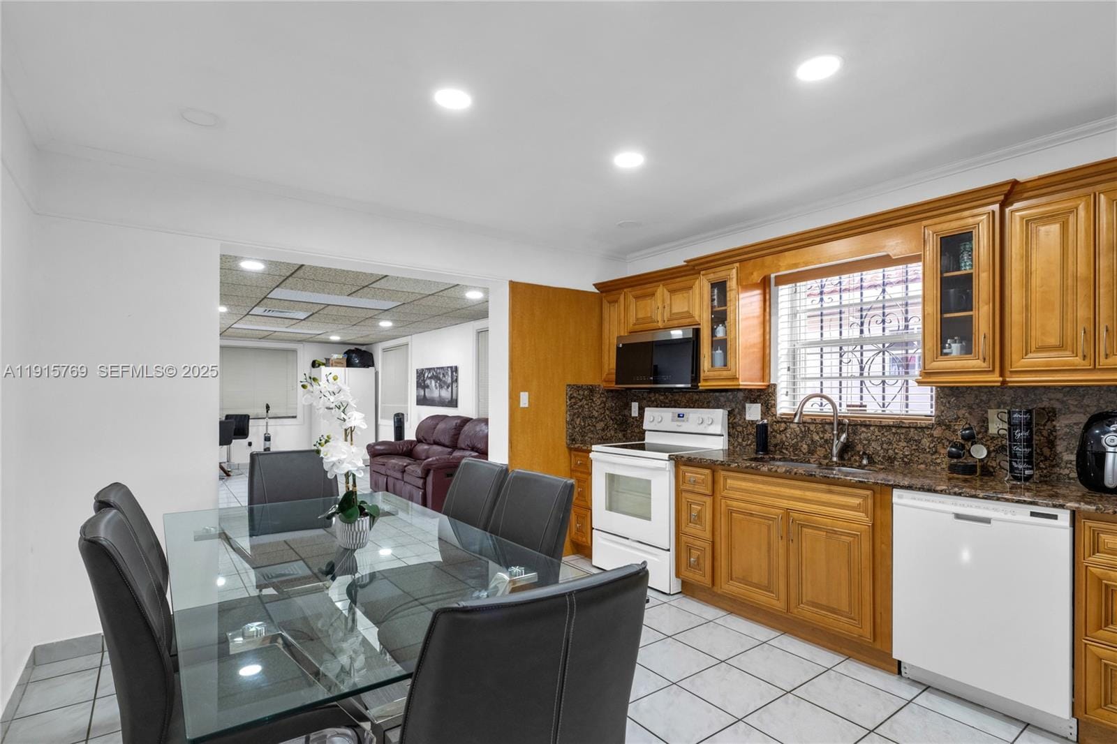 260 NW 60th Court, Miami, FL 33126 photo 30