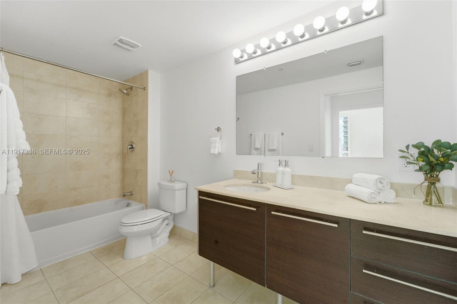 1900 N Bayshore Drive 4109, Miami, FL 33132 photo 8