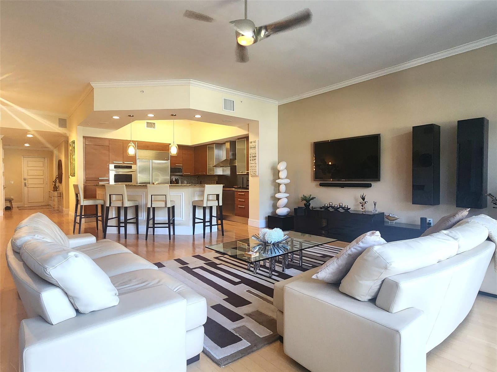 701 SE 21st Avenue 103 — photo 3