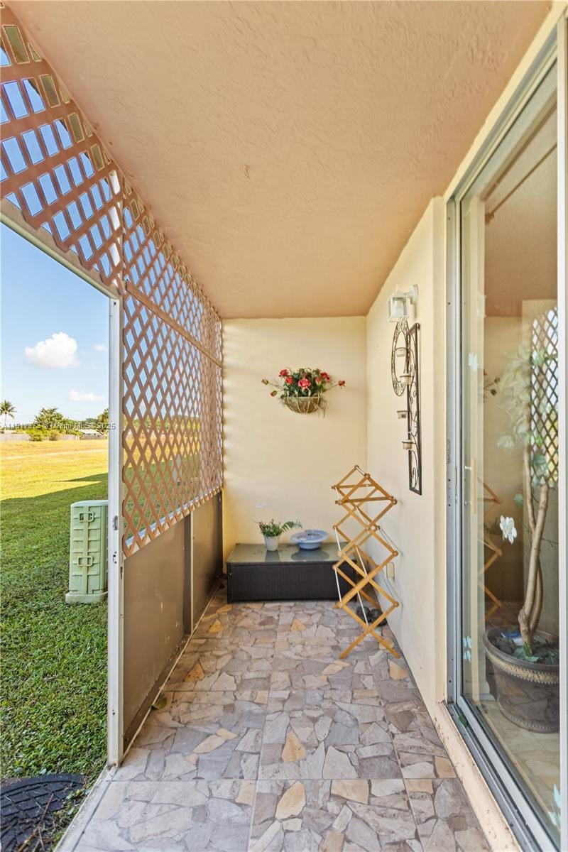 9121 Sunrise Lakes Boulevard 104 — photo 10