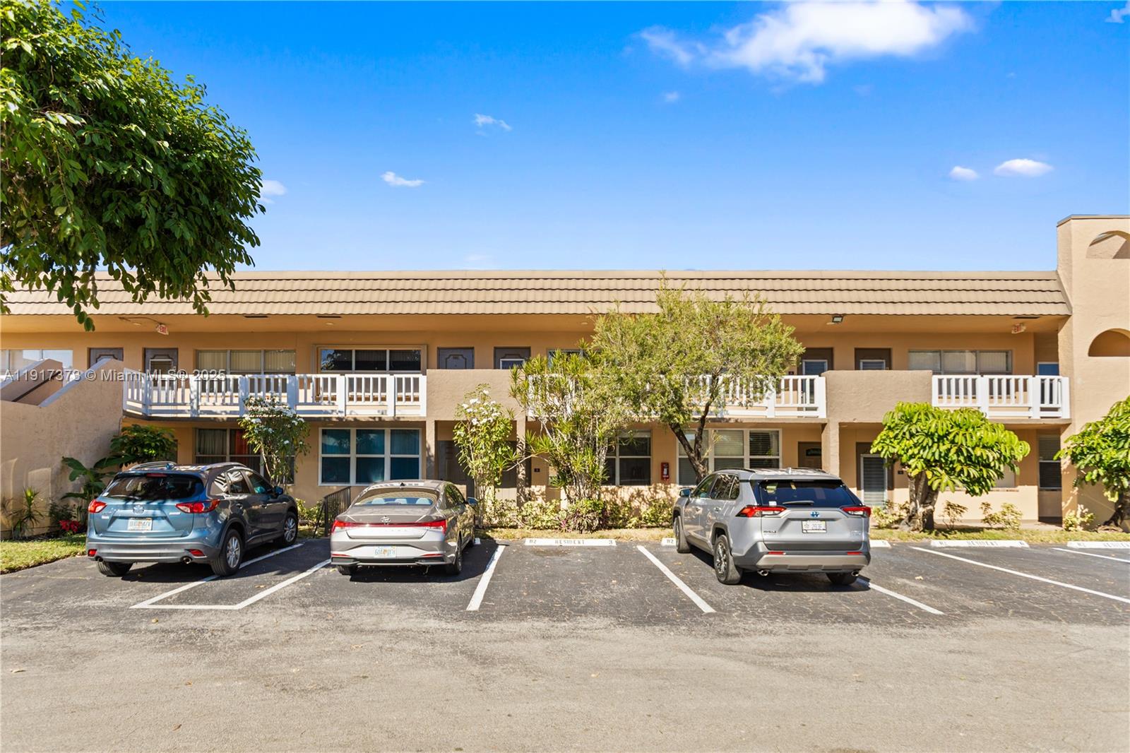 9121 Sunrise Lakes Boulevard 104, Sunrise, FL 33322, Sunrise