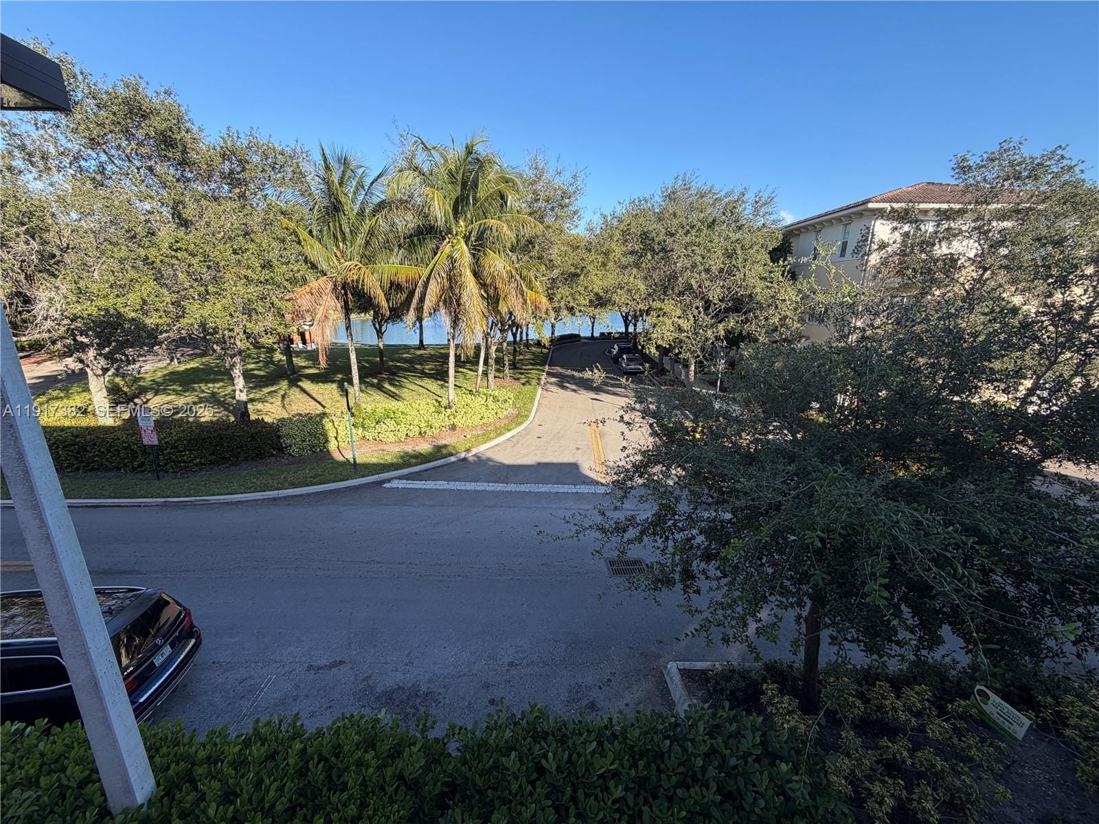 2201 Palm Avenue — photo 9