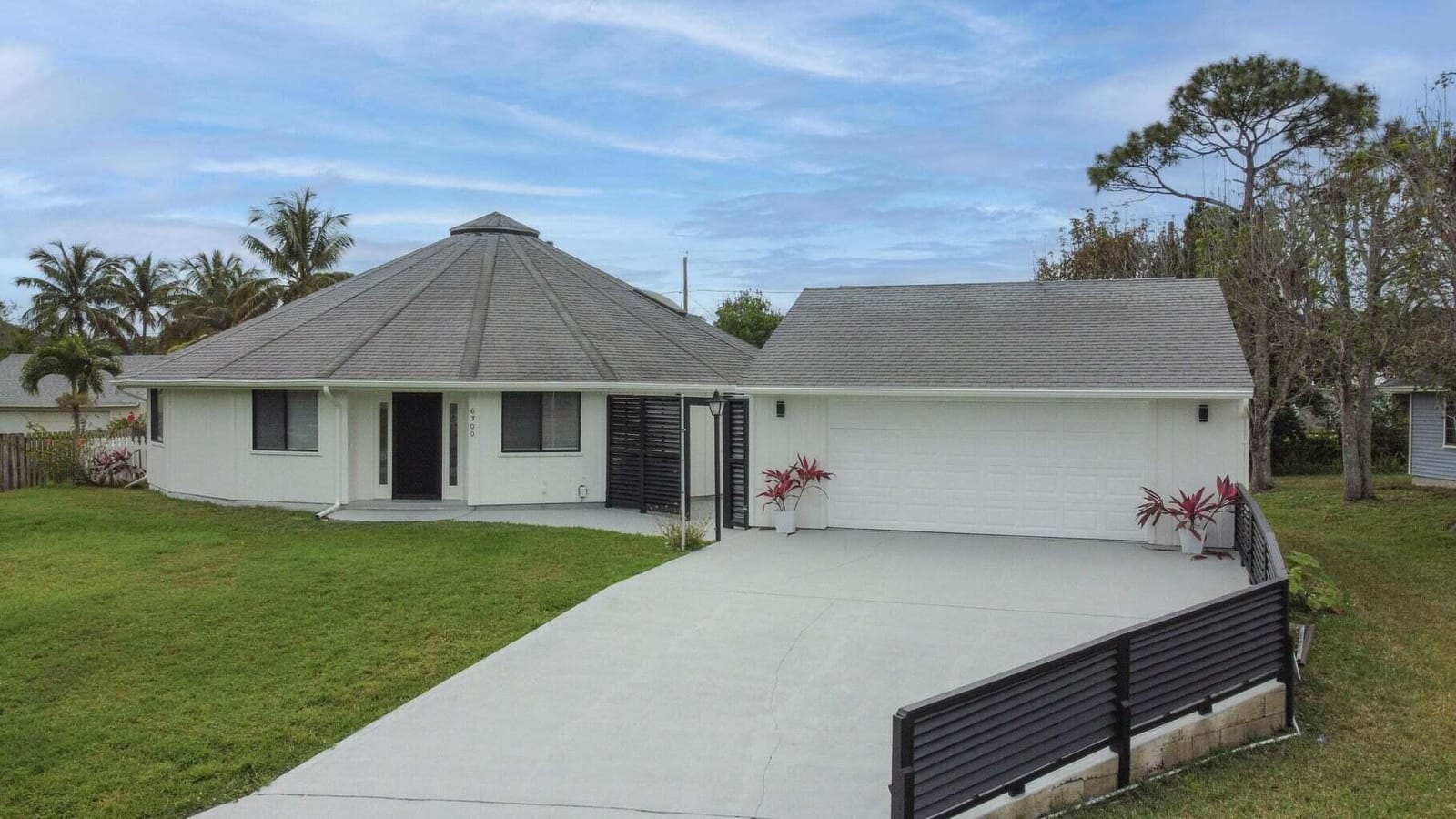 6300 SE Phillips Bend Avenue, Stuart, FL 34997 photo 3