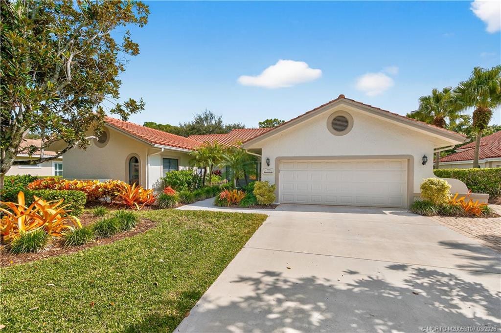1596 NW Sweet Bay Circle — photo 3