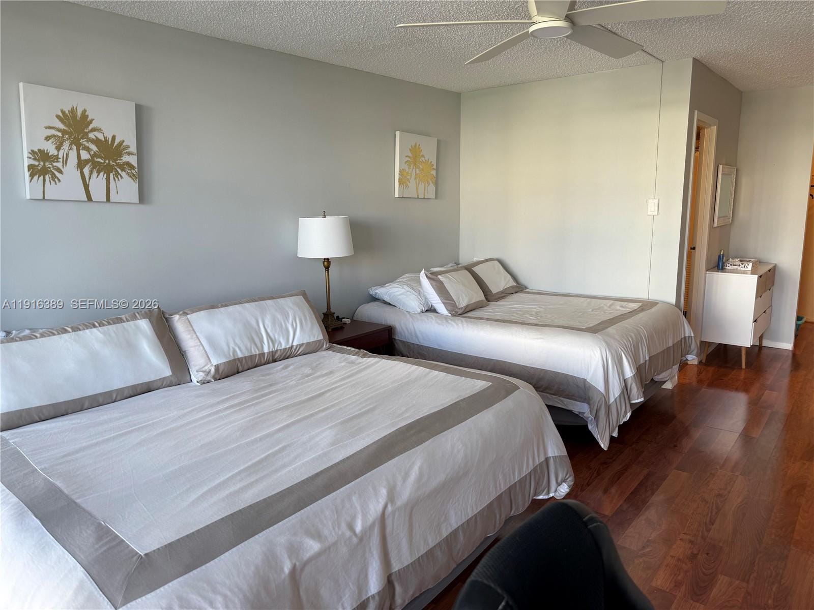800 Parkview Drive 402 — photo 8