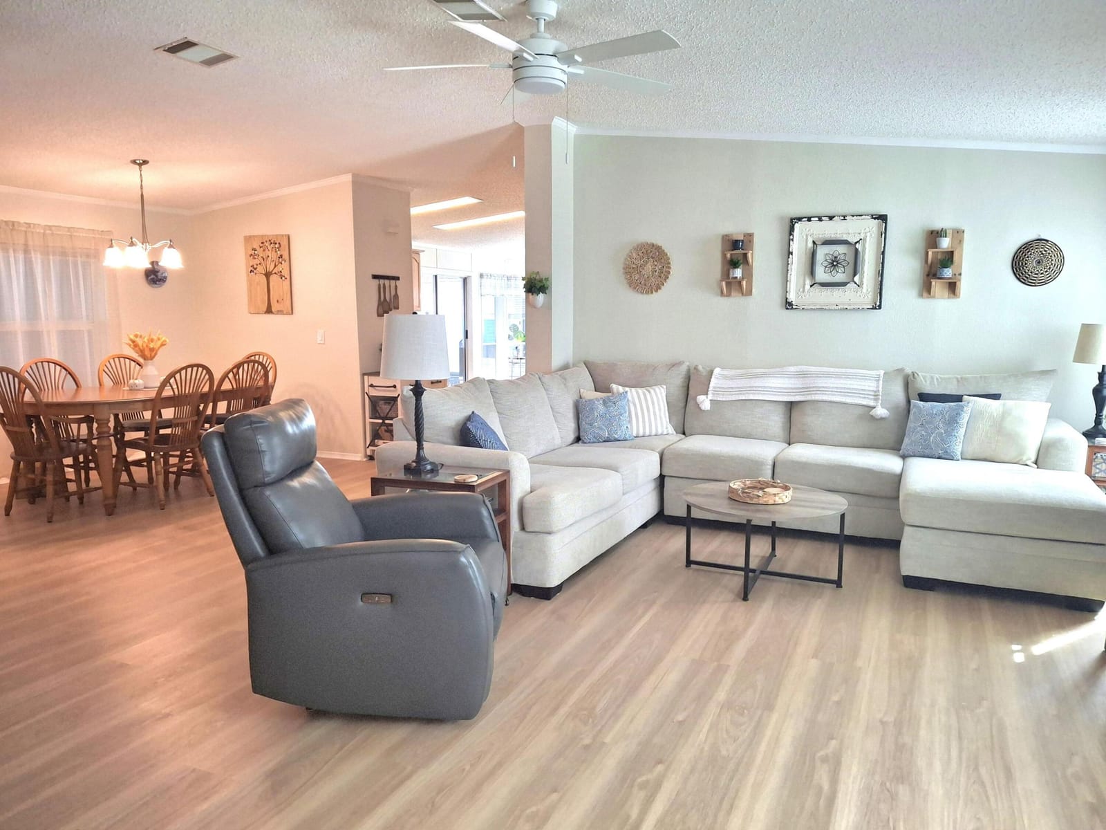 3605 Crabapple Drive — photo 2