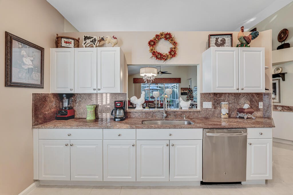 9174 Bay Point Circle, West Palm Beach, FL 33411 photo 17