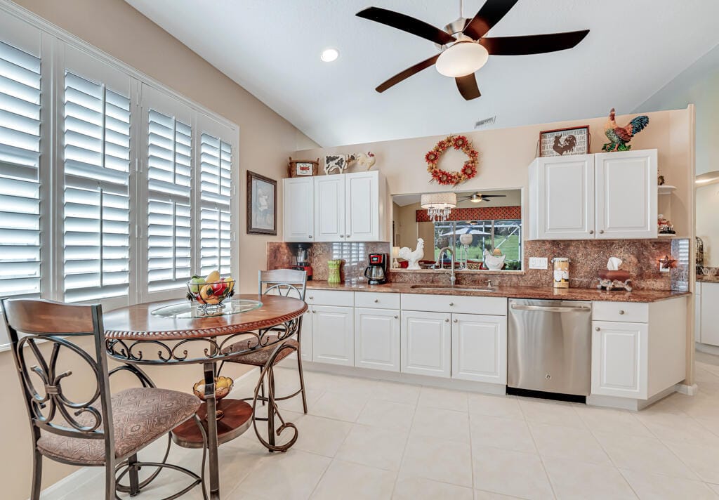9174 Bay Point Circle, West Palm Beach, FL 33411 photo 21