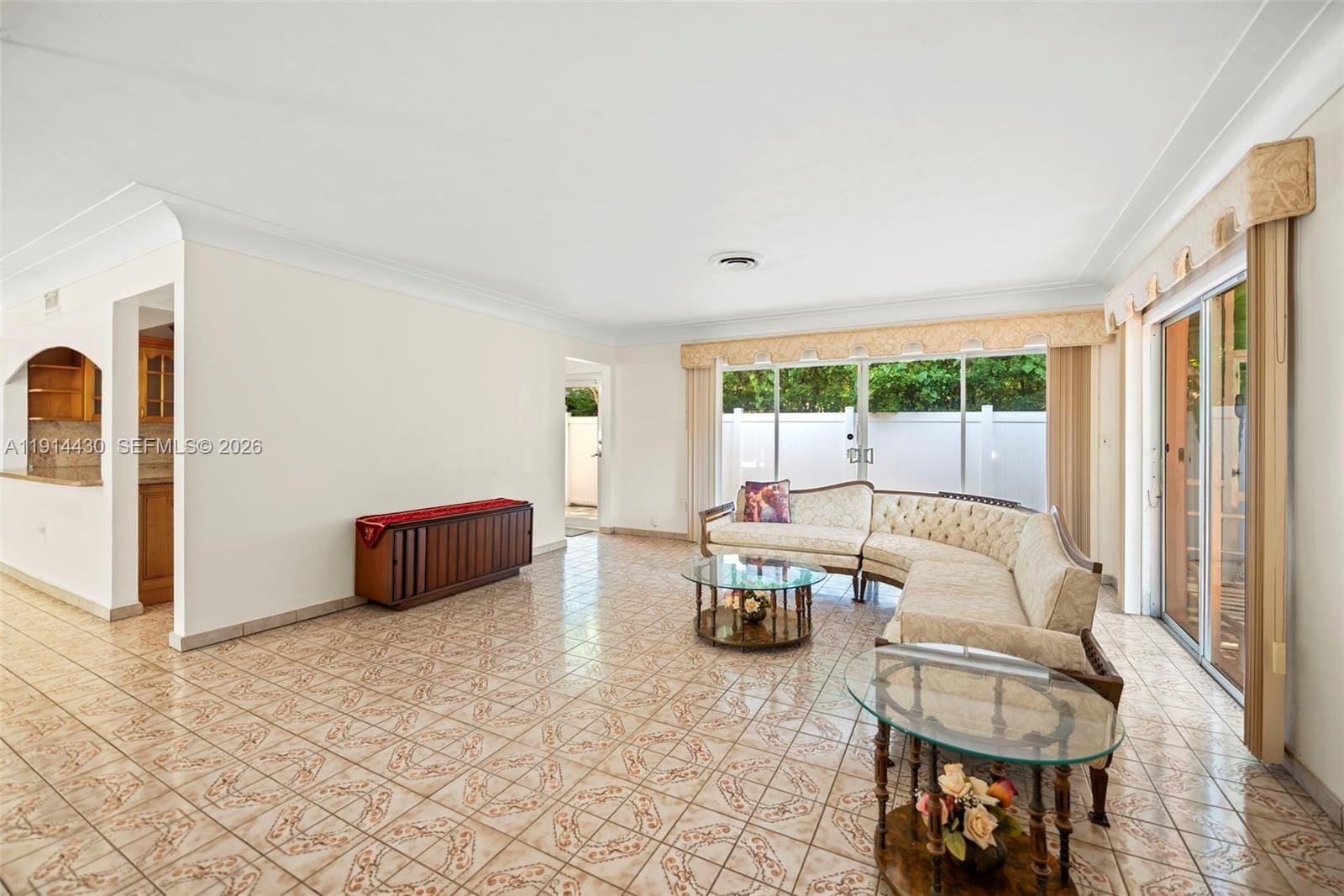 700 NE 118th Street — photo 6
