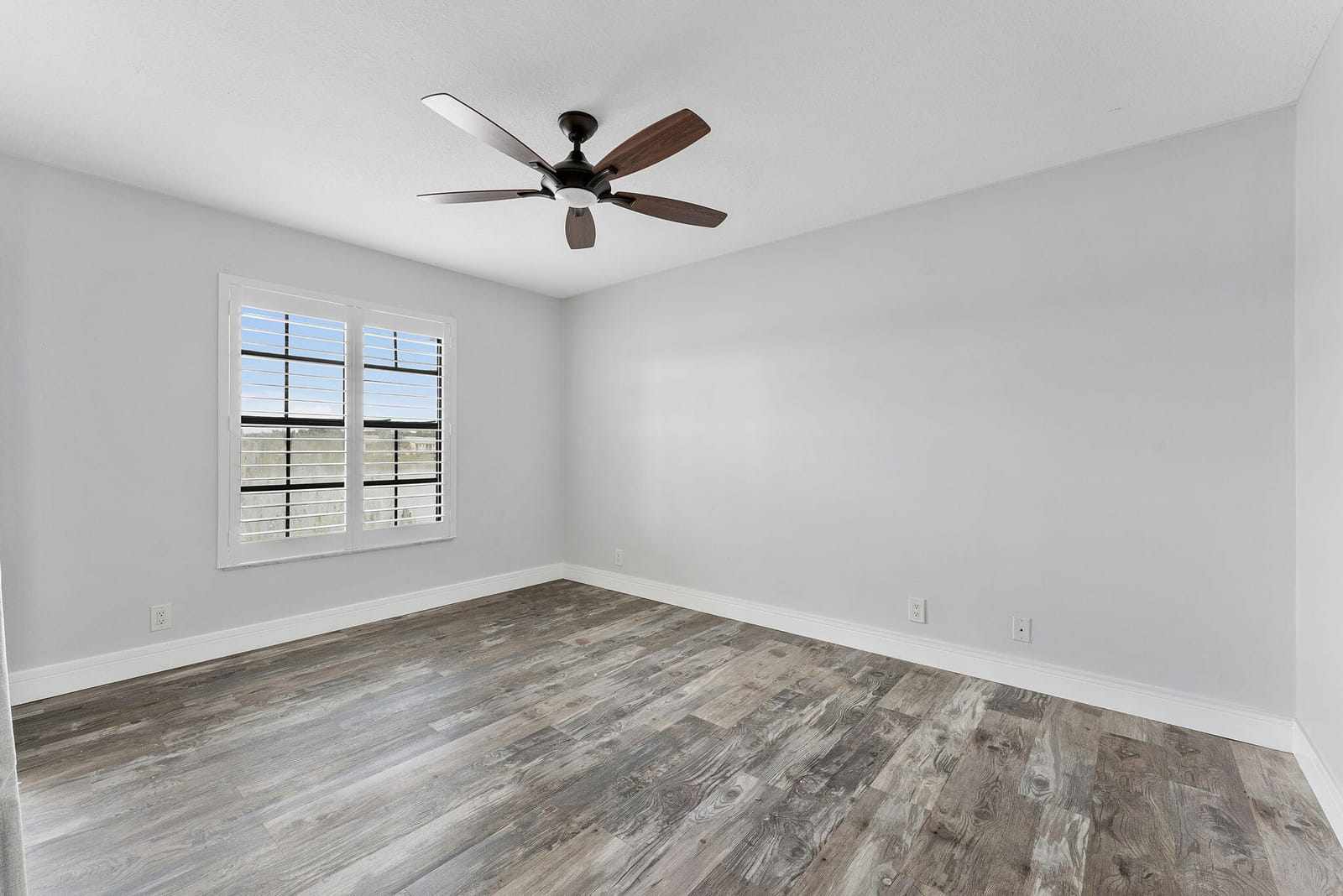 325 Palmwood Place 213, Boca Raton, FL 33431 photo 12