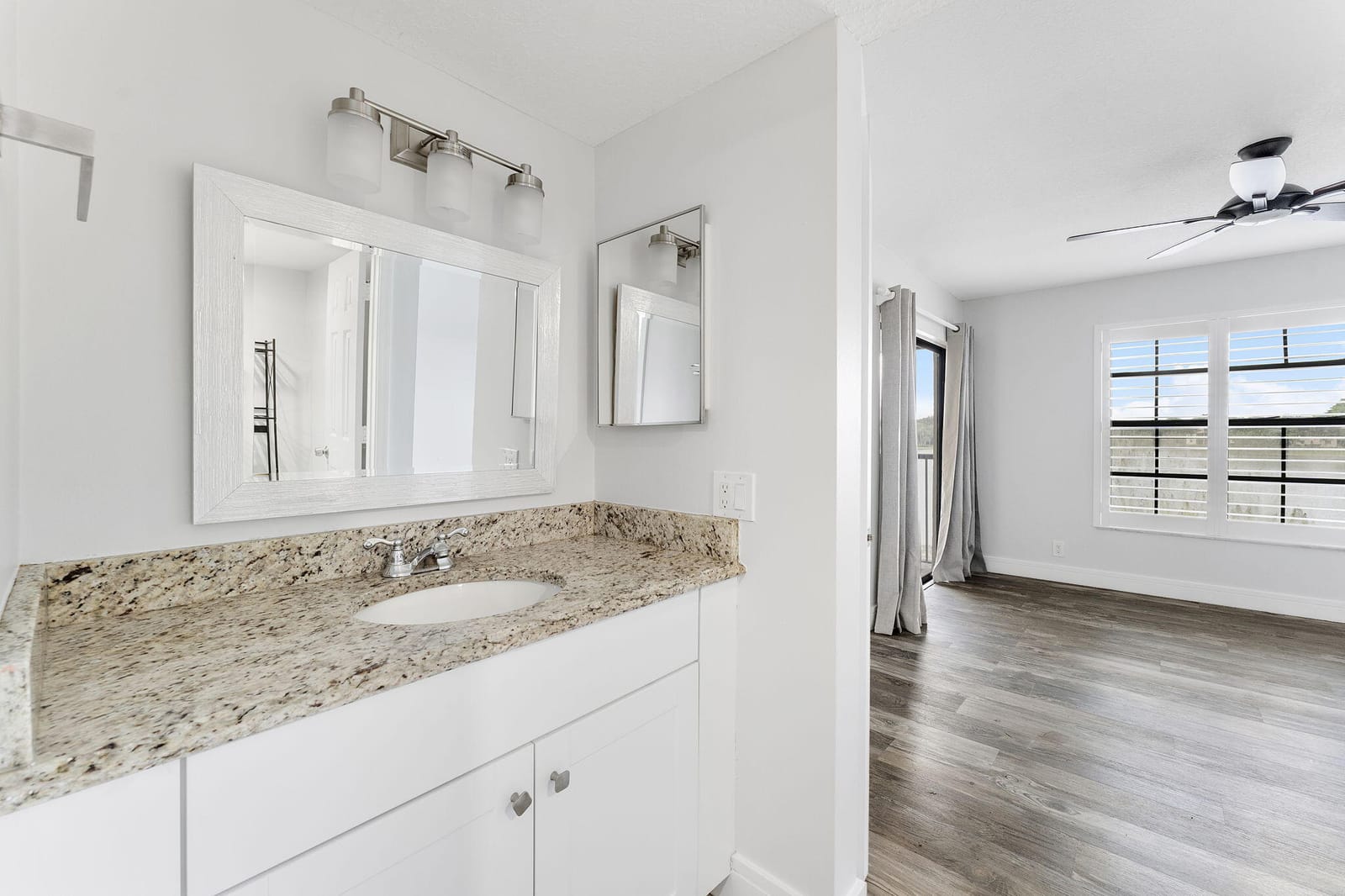 325 Palmwood Place 213, Boca Raton, FL 33431 photo 15
