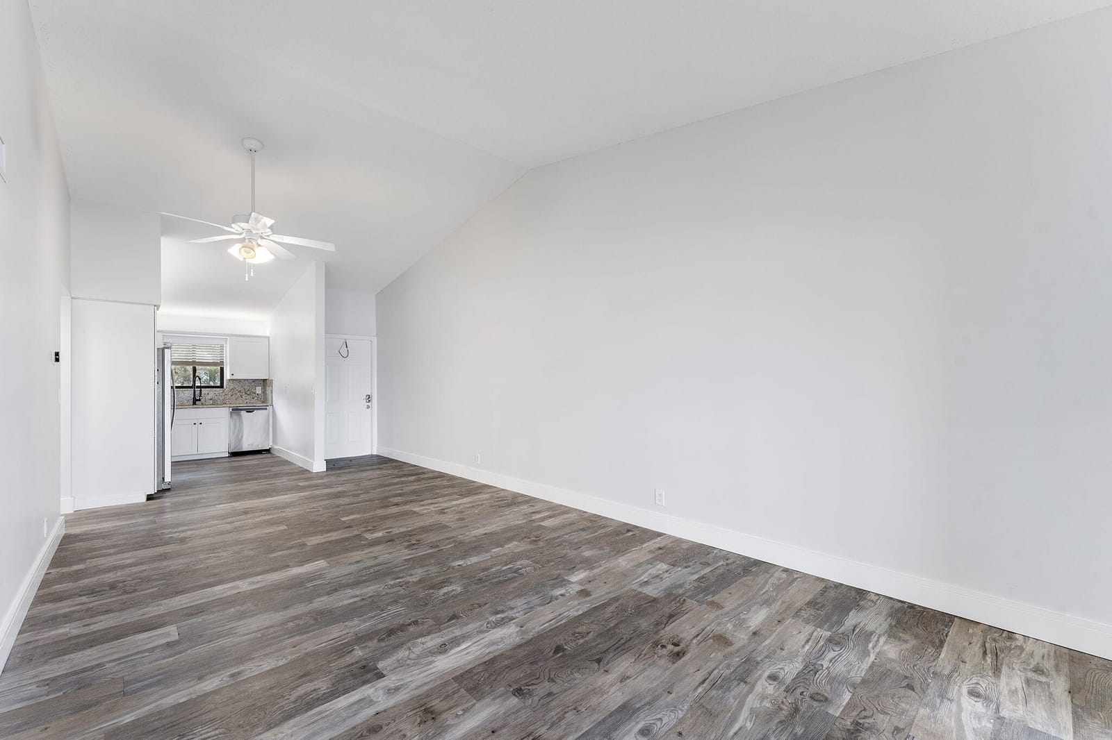 325 Palmwood Place 213, Boca Raton, FL 33431 photo 19