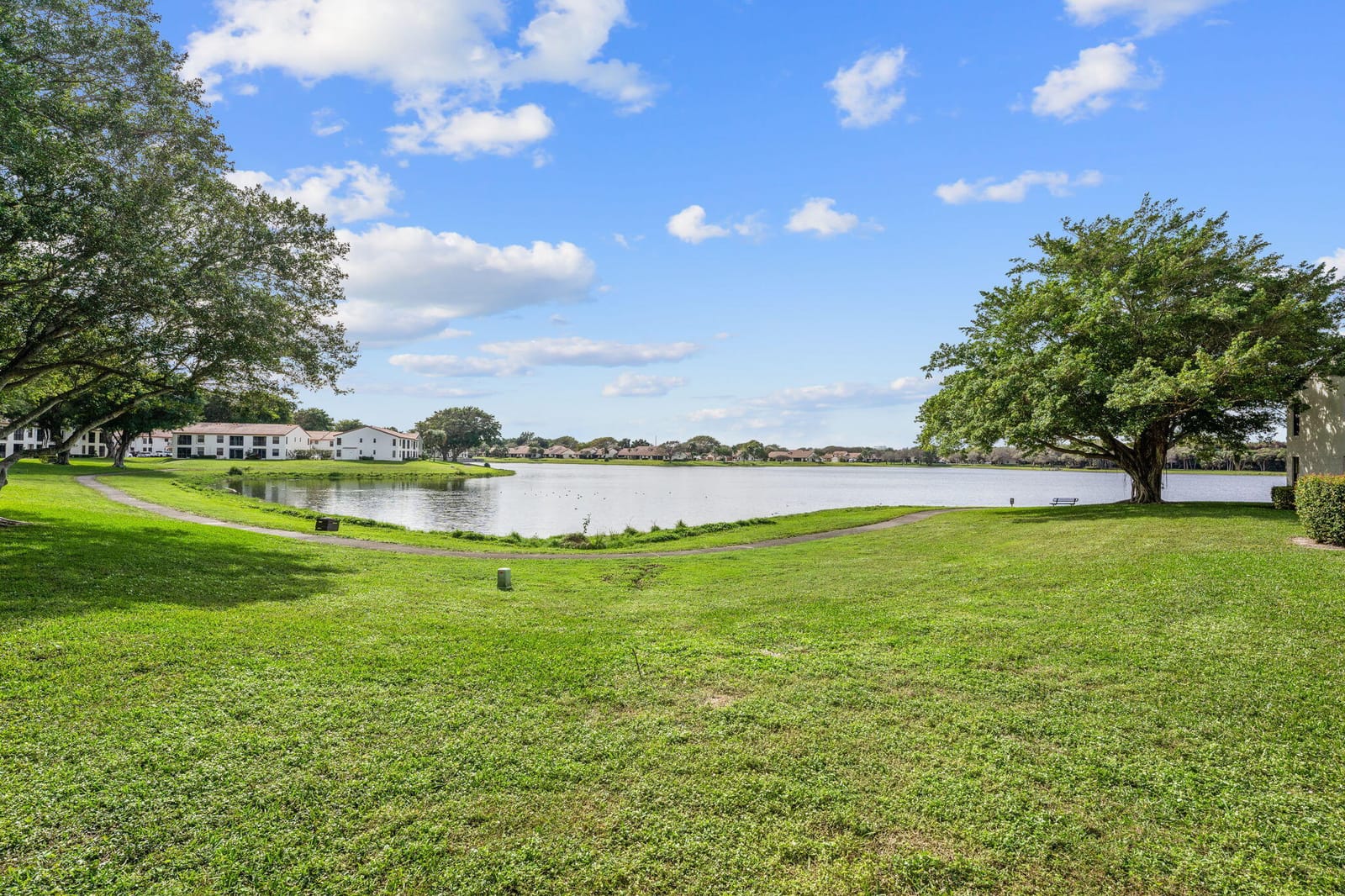 325 Palmwood Place 213, Boca Raton, FL 33431 photo 28