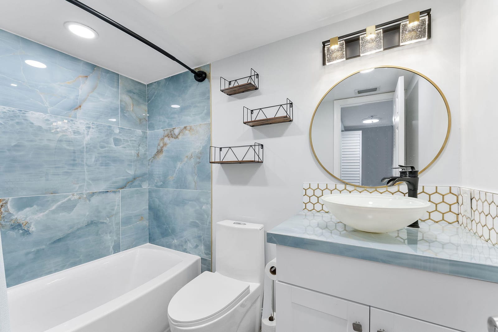 325 Palmwood Place 213, Boca Raton, FL 33431 photo 9