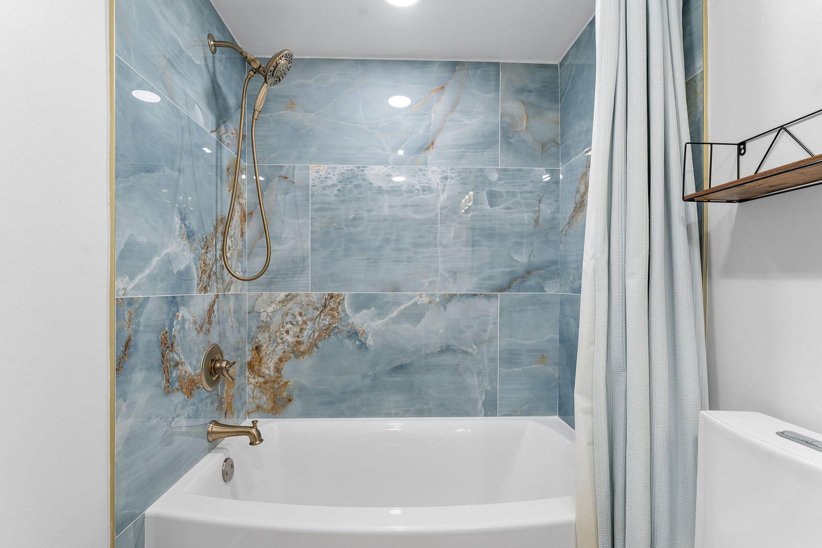 325 Palmwood Place 213, Boca Raton, FL 33431 photo 10