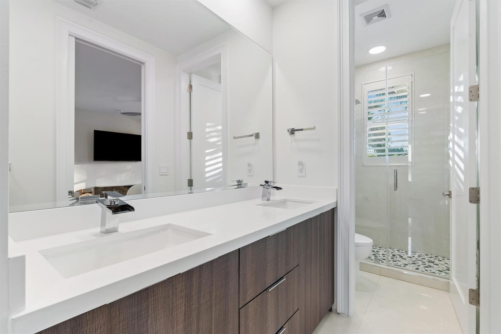 127 Swan Avenue, Plantation, FL 33324 photo 28