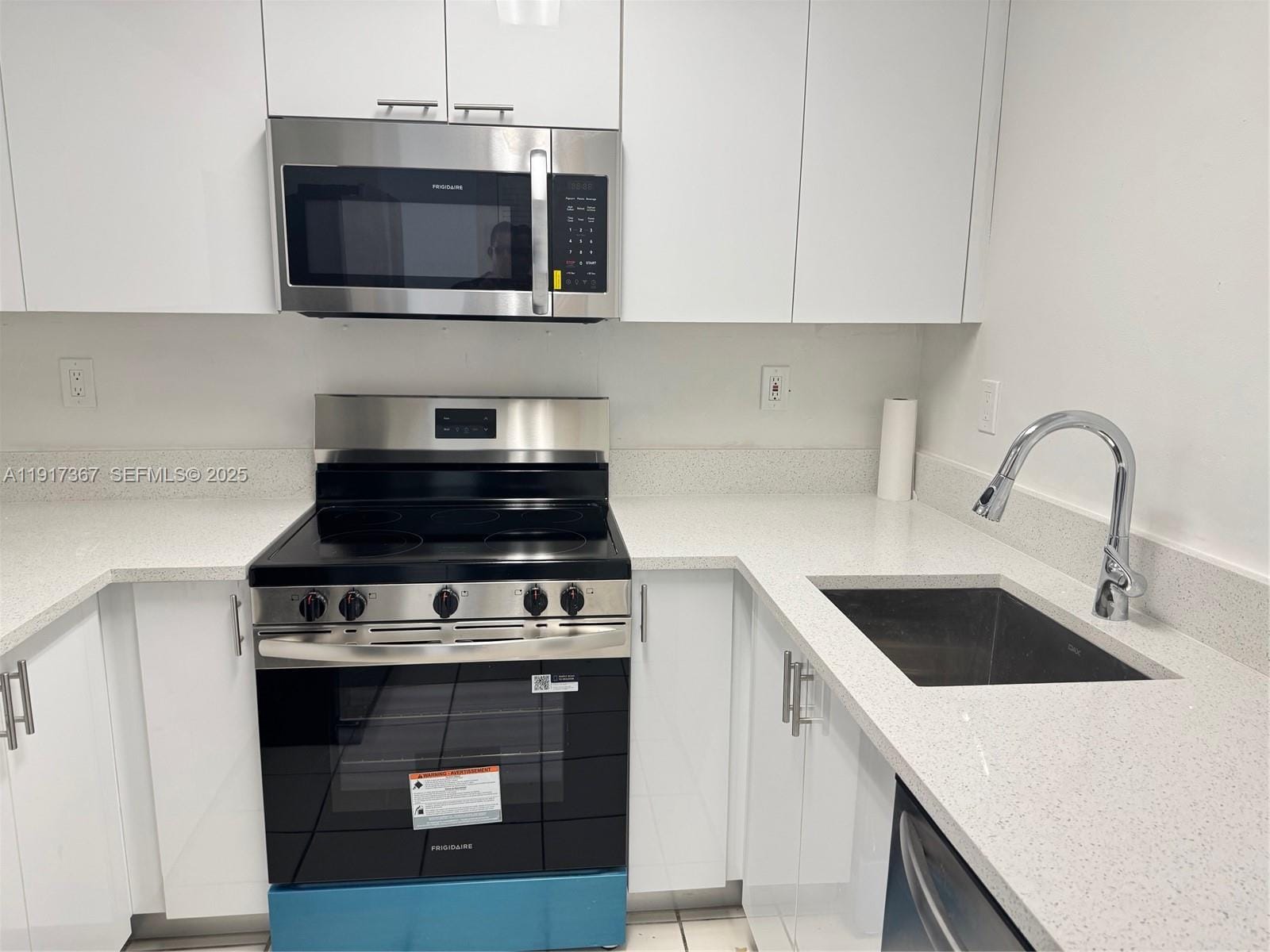 8419 SW 209th Street, Cutler Bay, FL 33189 photo 7