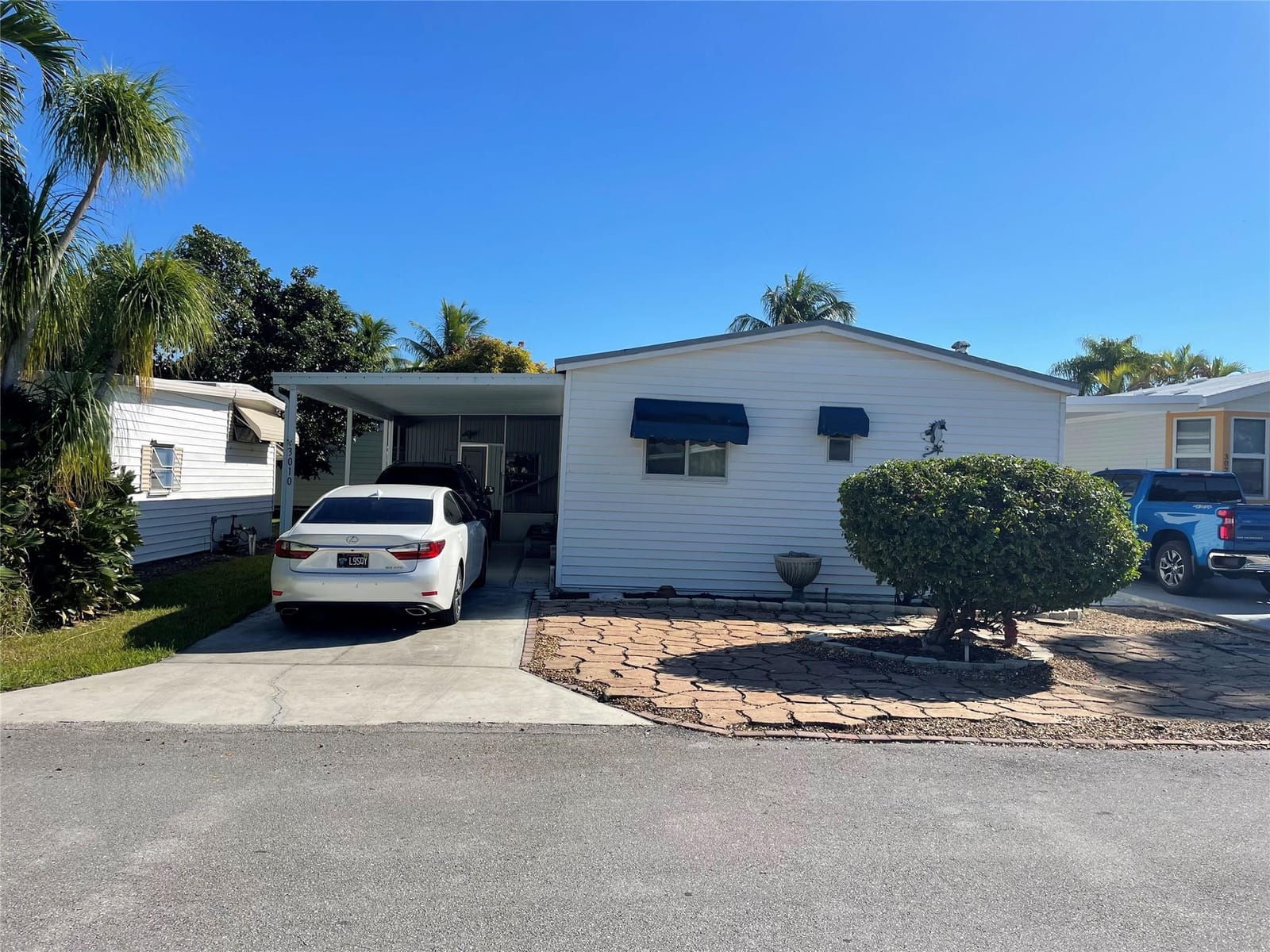 3010 Cove Drive, Fort Lauderdale, FL 33312